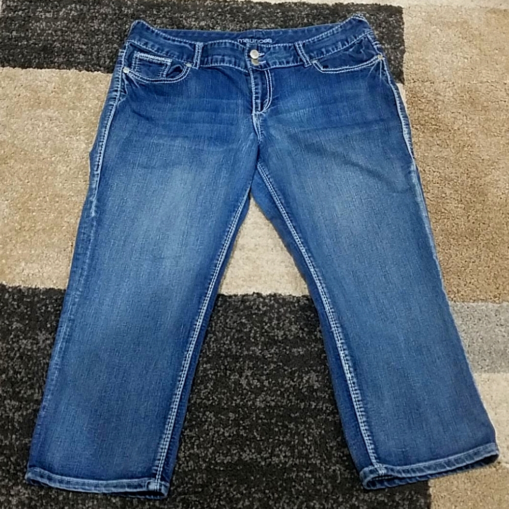 Maurices size 13/14 denim capris